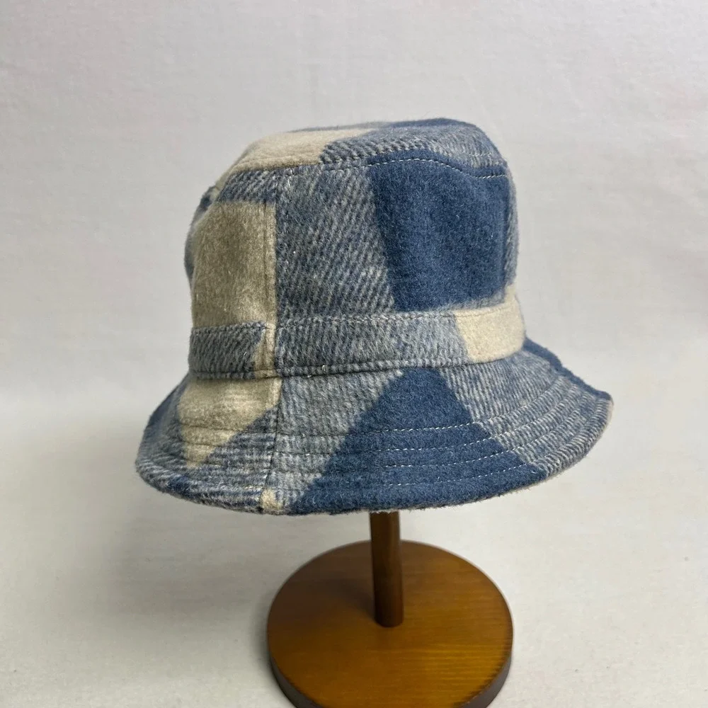 Gorpcore American Eagle Womens OS Blue Plaid Wool Blend‎ Winter Bucket Hat